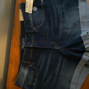 NWT Aeropostale midi style jean shorts size 8